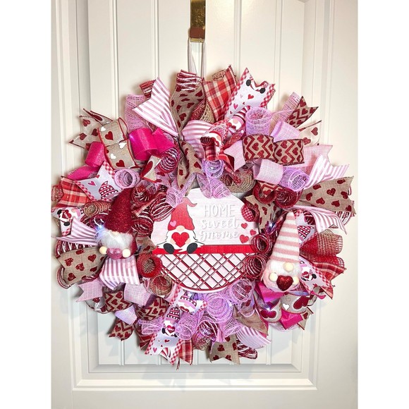 Handmade Valentine’s Home Sweet Gnome Ribbon Prelit Wreath 22 ins LED W18 - Picture 11 of 12